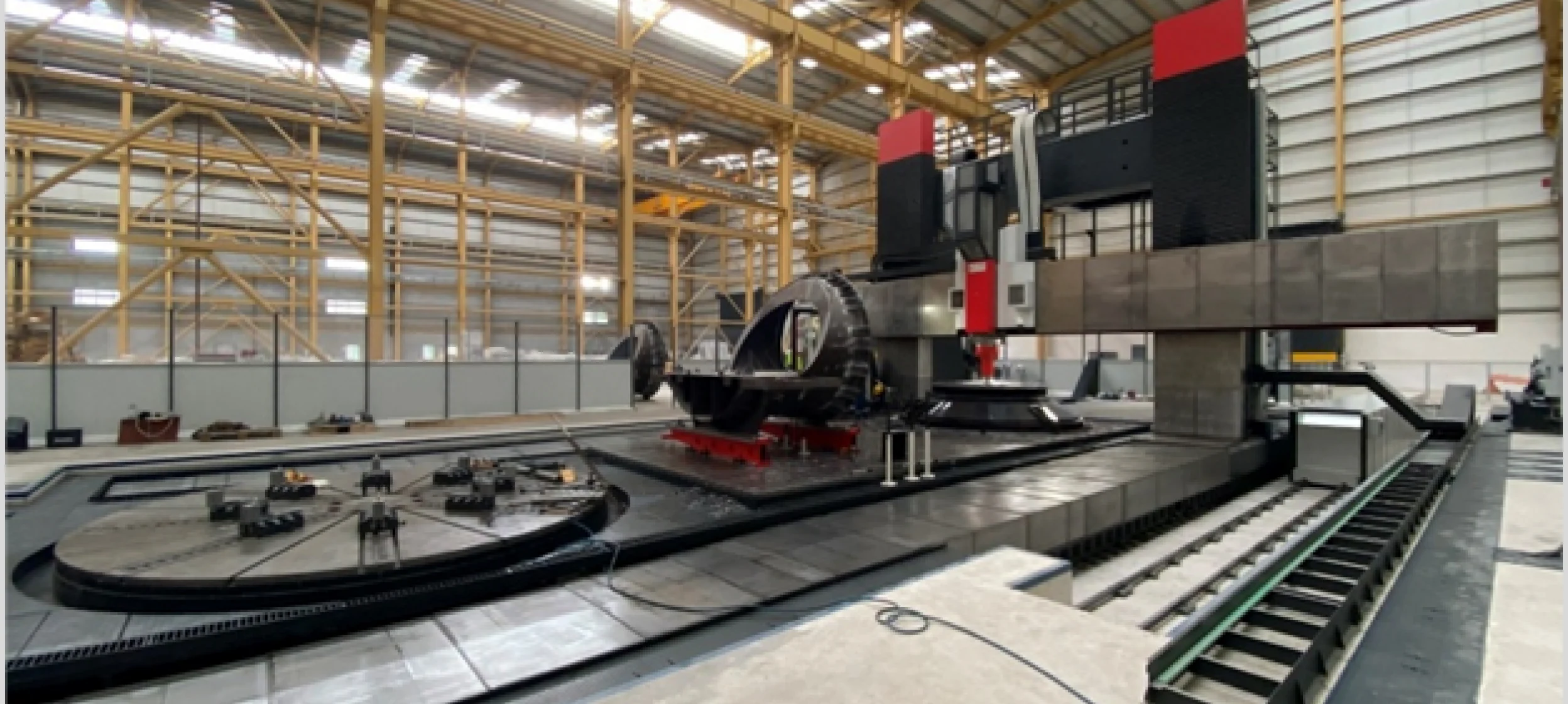 Gantry Tipi İşleme Merkezi 5-eksen simultane işleme